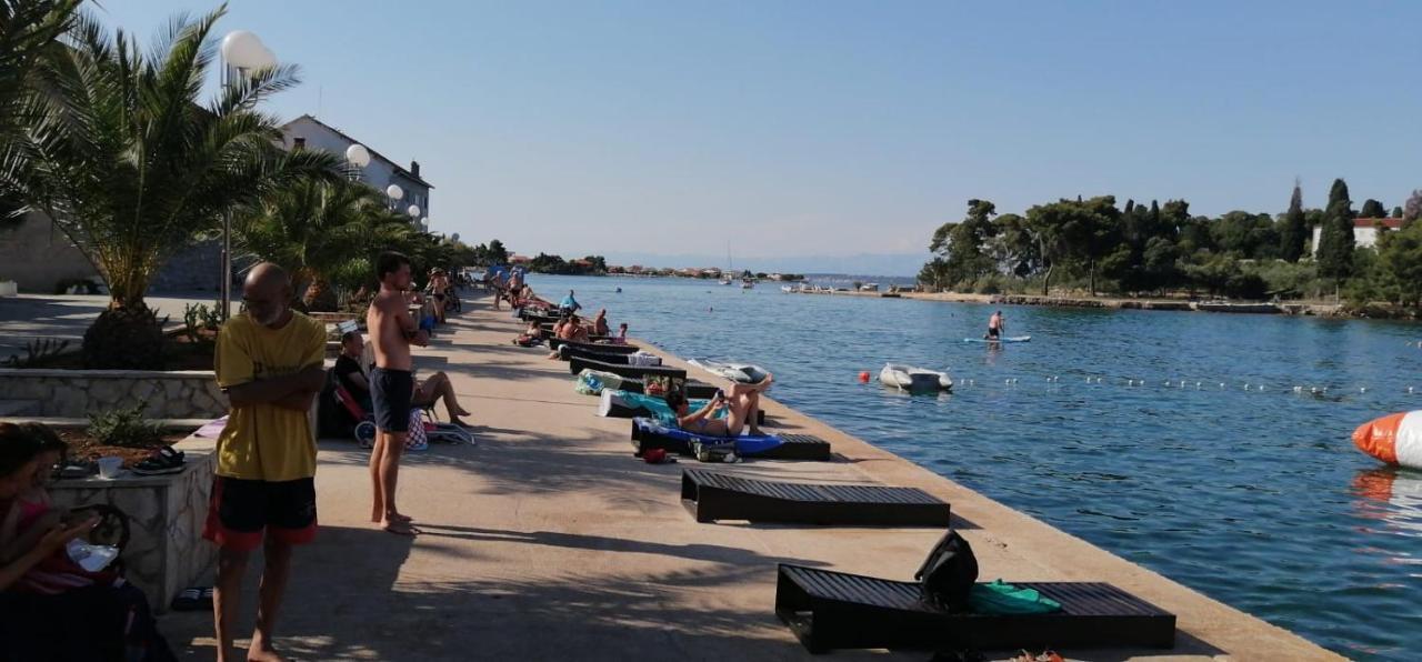 Apartmán Relax Preko Exteriér fotografie